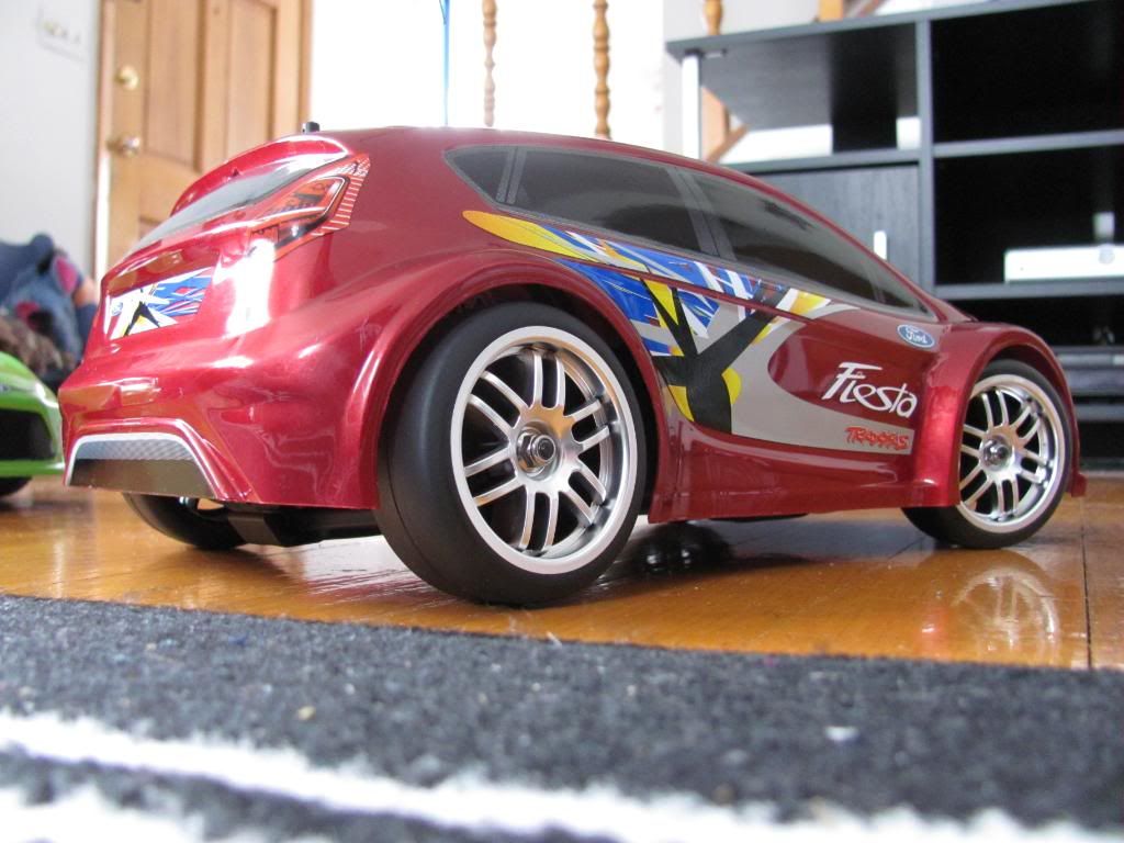 Dad's new Fiesta - RCCrawler